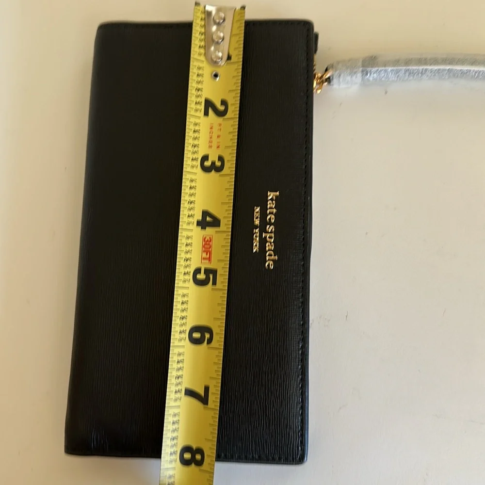New Kate Spade Leather Black Wristlet Clutch.